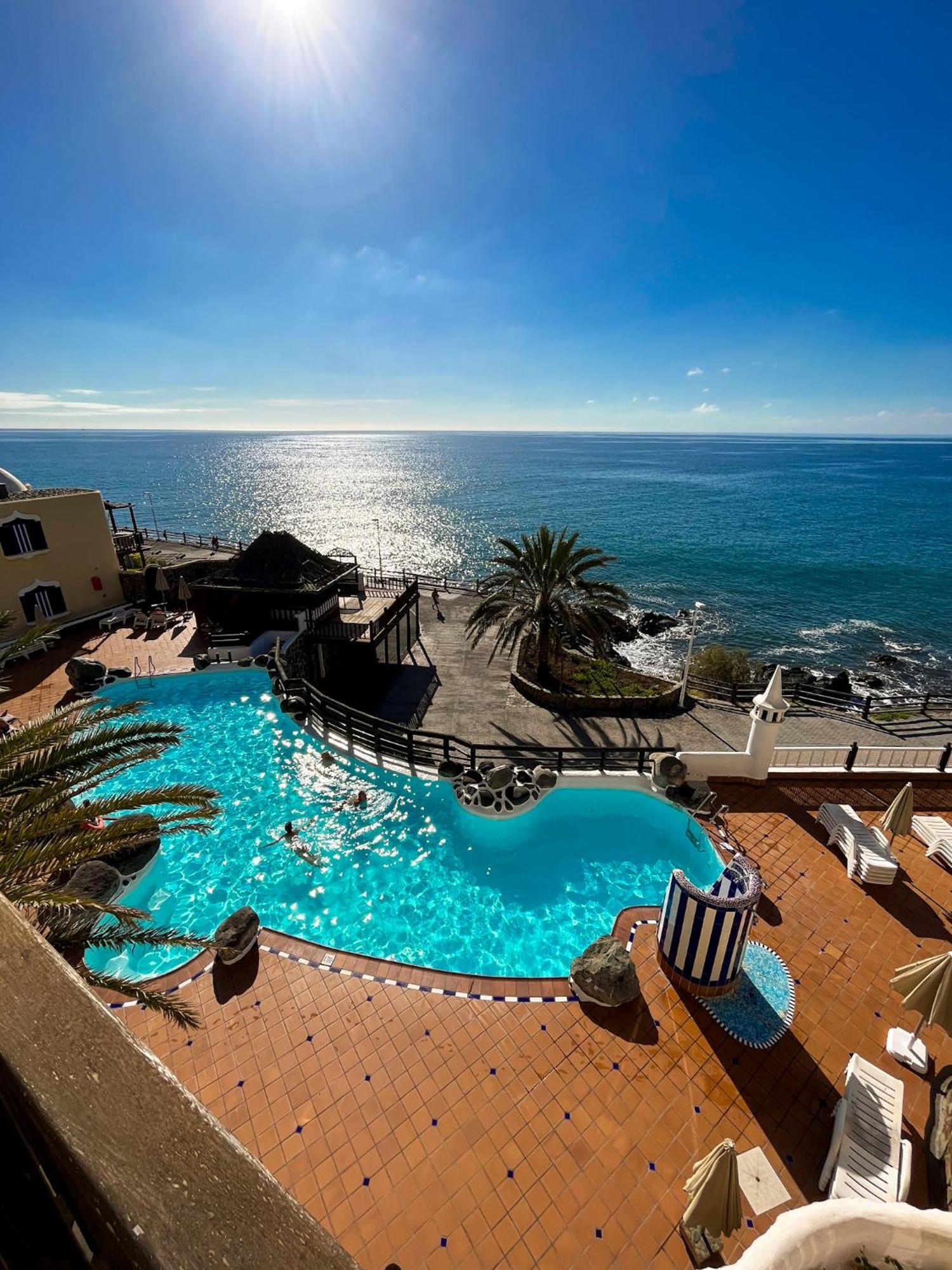 Beautiful Apartment Altamar Playa Del Aguila  Bagian luar foto